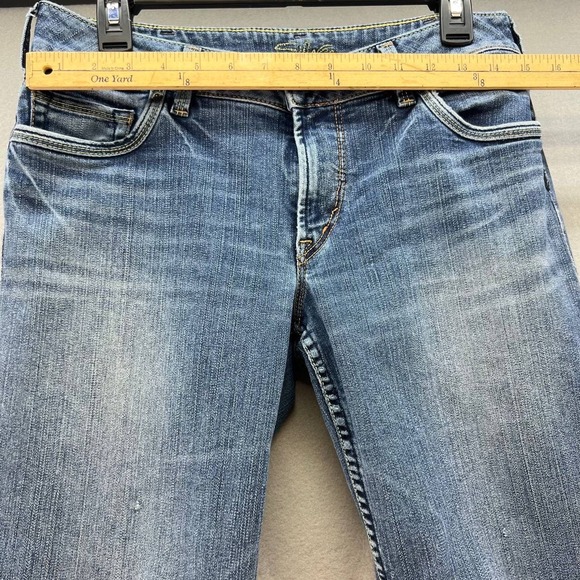 Silver Jean Co. Women's Suki Flare Jeans Size 32x32  Blue Embroidered Pockets - Picture 2 of 15